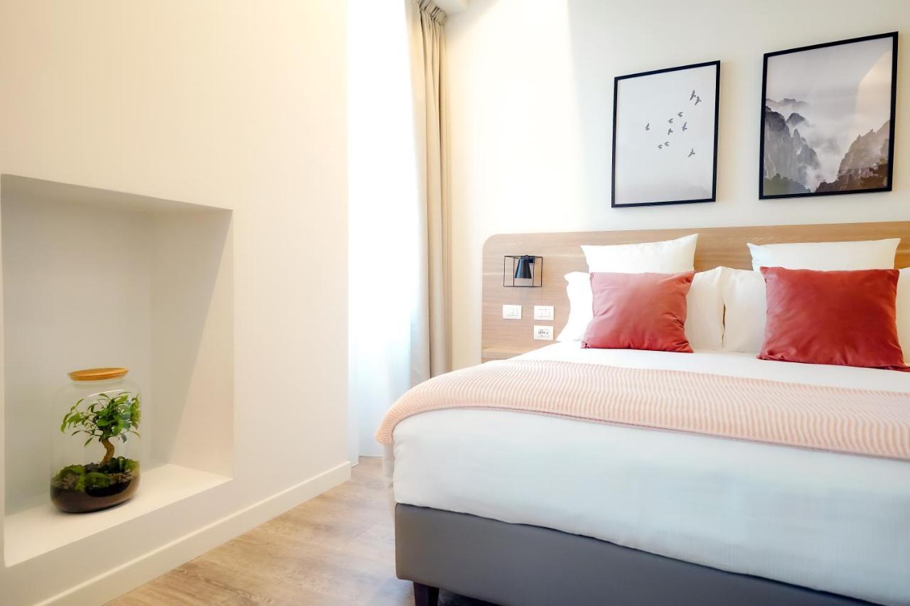 แบร์กาโม อินน์ 15 ภายนอก รูปภาพ A bedroom at the hotel